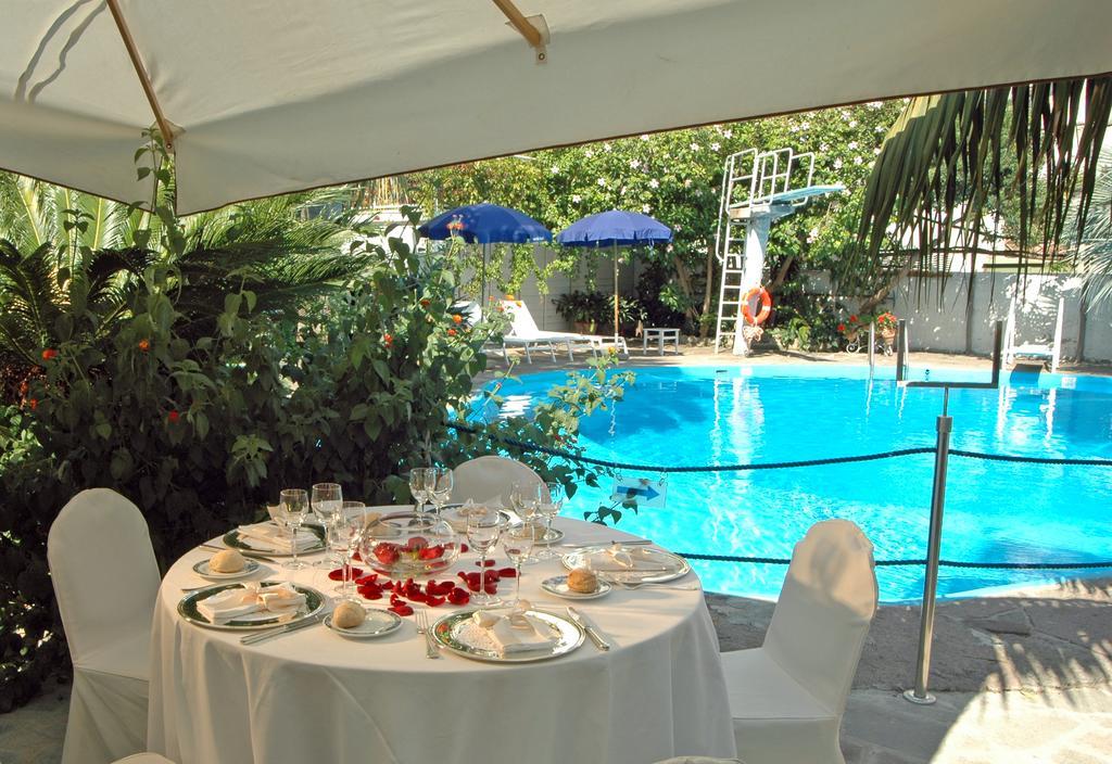 Reginna Palace Hotel Maiori Exterior foto