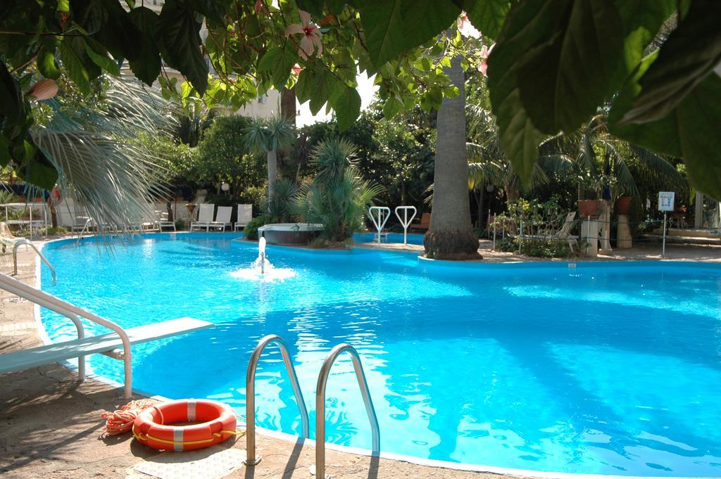 Reginna Palace Hotel Maiori Exterior foto
